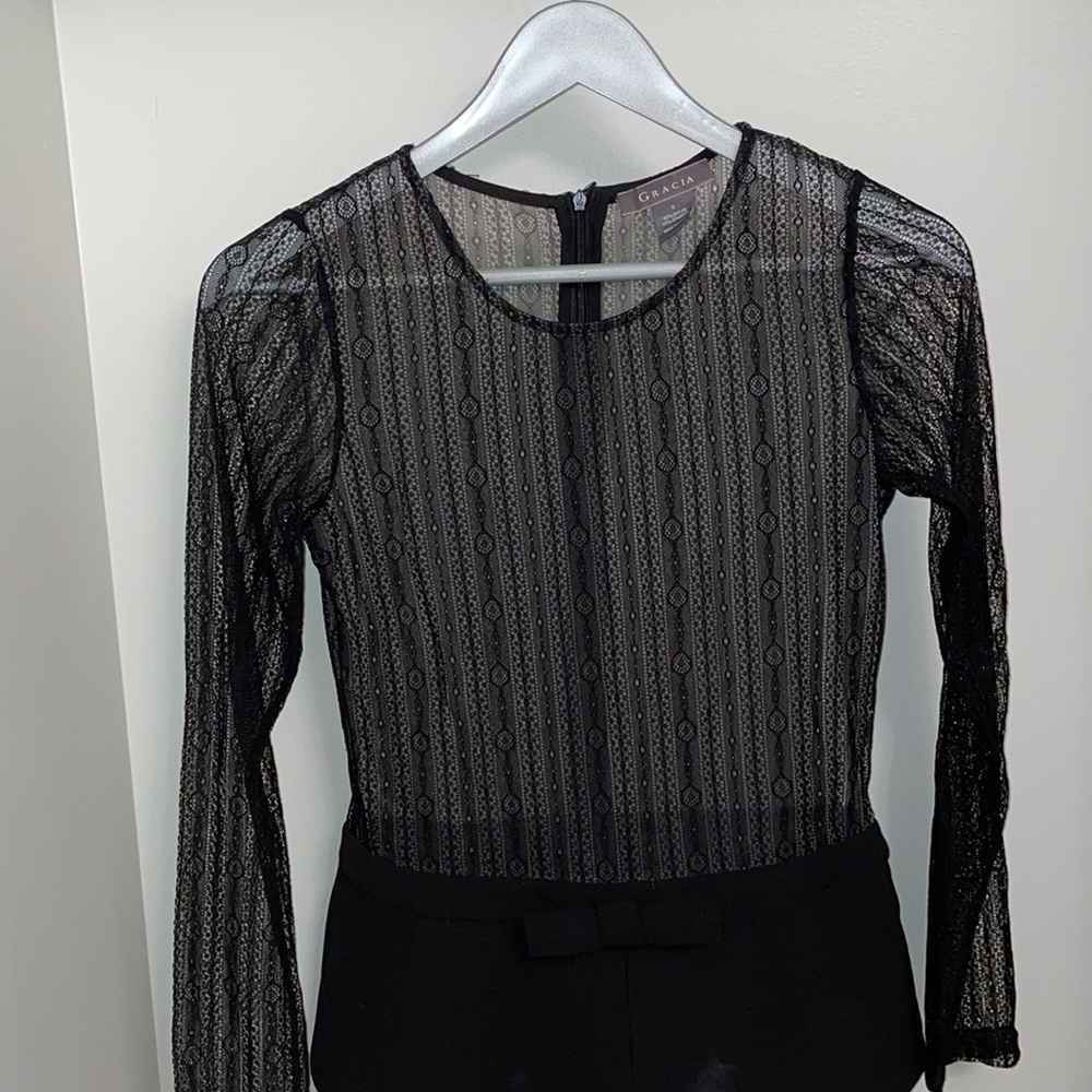 Gracia sheer lace peplum - Picture 2 of 10